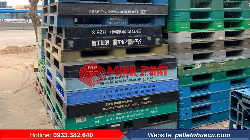 pallet nhựa cũ 1100x1100x150mm