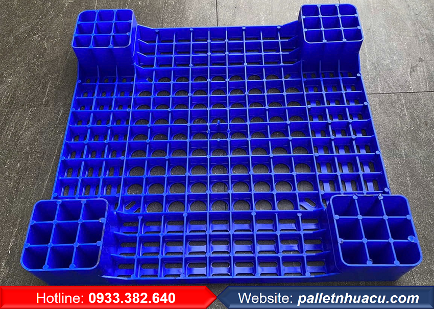 pallet nhua lót sàn 600x600x100mm